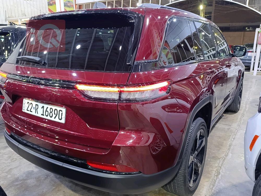 جيب جراند شيروكي